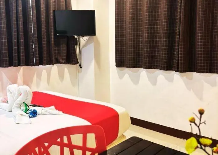 Slex Makati Hotel 2*