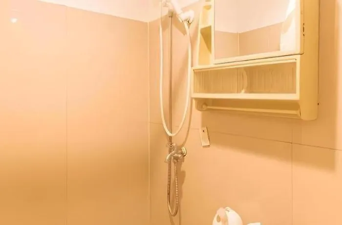 Hotel Slex Makati 2*