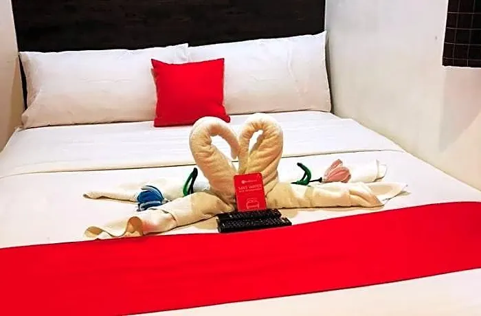 Slex Makati Hotel 2*